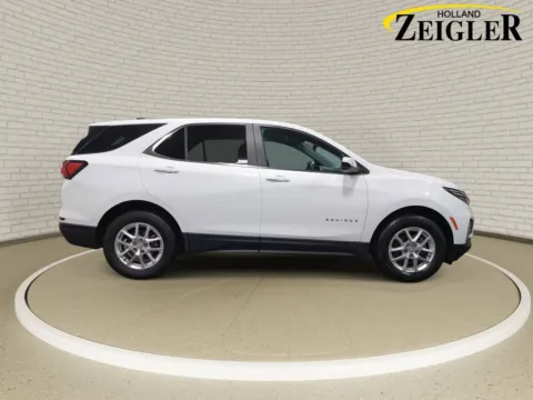 More photos of 2023 Chevrolet Equinox LT at Zeigler Hyundai of Holland, MI