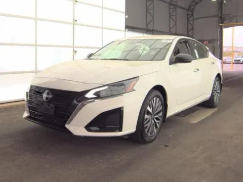 More photos of 2024 Nissan Altima 2.5 SV at Zeigler Hyundai of Holland, MI