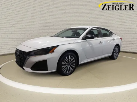 White 2024 Nissan Altima 2.5 SV for sale in Holland, MI