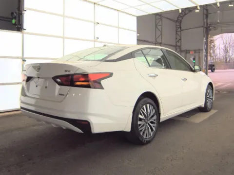 More photos of 2024 Nissan Altima 2.5 SV at Zeigler Hyundai of Holland, MI