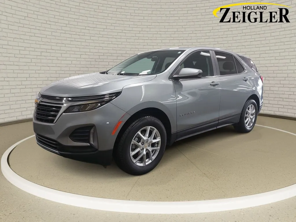 Gray 2024 Chevrolet Equinox LT for sale in Holland, MI