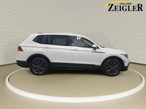 More photos of 2022 Volkswagen Tiguan 2.0T SE at Zeigler Hyundai of Holland, MI