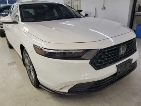 White 2024 Honda Accord EX for sale in Holland, MI