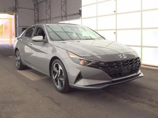 Silver 2023 Hyundai Elantra SEL for sale in Holland, MI