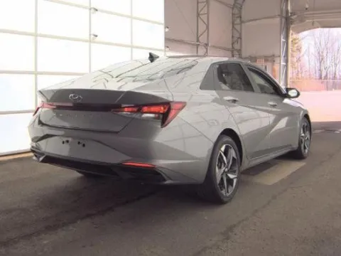 More photos of 2023 Hyundai Elantra SEL at Zeigler Hyundai of Holland, MI