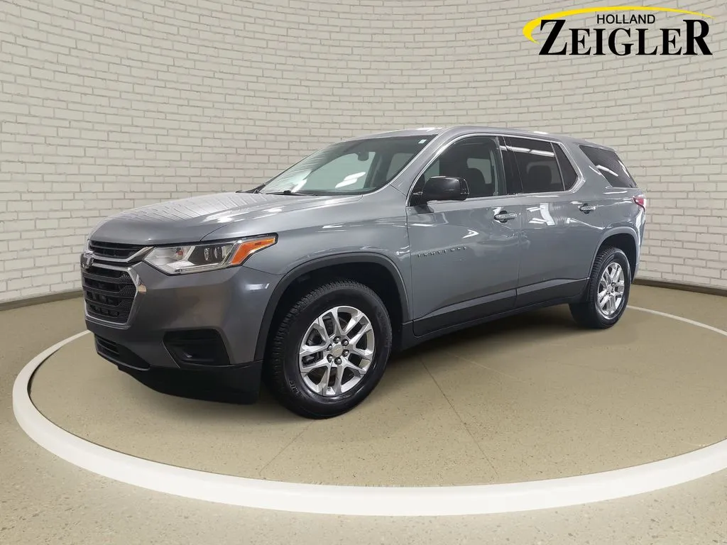 Unknown 2021 Chevrolet Traverse LS for sale in Holland, MI