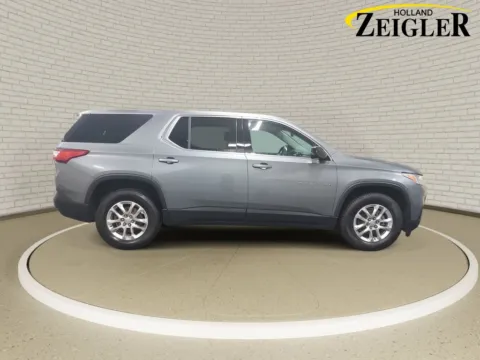 More photos of 2021 Chevrolet Traverse LS at Zeigler Hyundai of Holland, MI