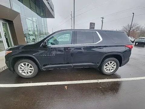 More photos of 2020 Chevrolet Traverse LS at Zeigler Hyundai of Holland, MI