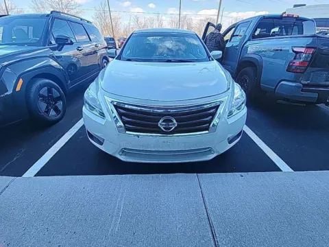 Another view of 2014 Nissan Altima 2.5 SV for sale in Holland, MI at Zeigler Hyundai of Holland