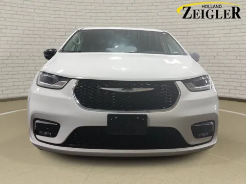 Photos of 2024 Chrysler Pacifica Touring L for sale in Holland, MI at Zeigler Hyundai of Holland