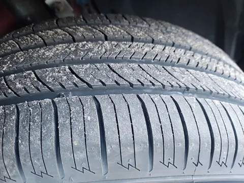 More photos of 2019 Ford Escape SE at Zeigler Hyundai of Holland, MI