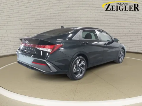 More photos of 2025 Hyundai Elantra SEL Sport at Zeigler Hyundai of Holland, MI