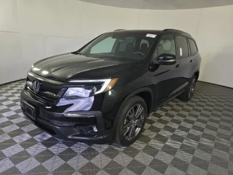 More photos of 2022 Honda Pilot Sport at Zeigler Hyundai of Holland, MI
