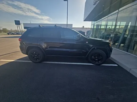 Another view of 2018 Jeep Grand Cherokee Trailhawk for sale in Holland, MI at Zeigler Hyundai of Holland