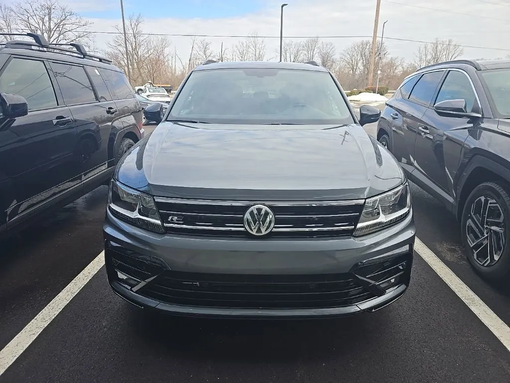 Gray 2020 Volkswagen Tiguan 2.0T SE R-Line Black for sale in Holland, MI