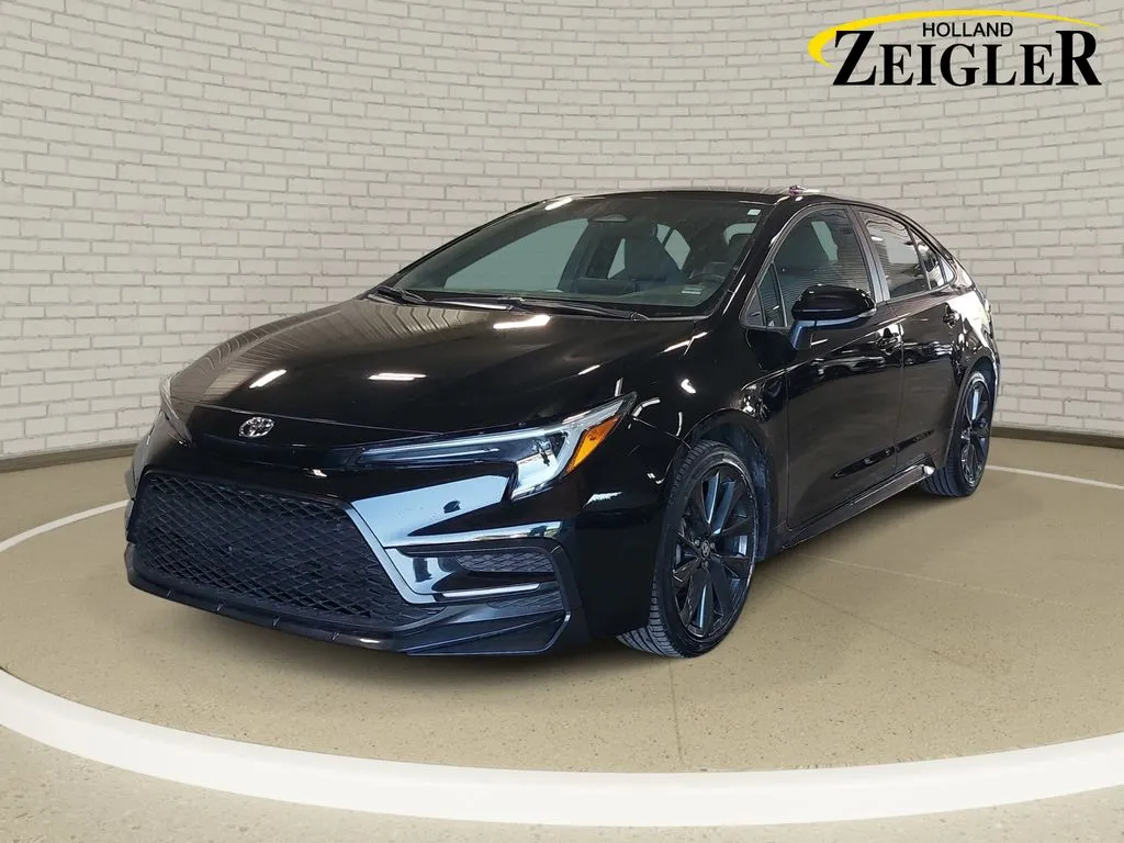 Black 2024 Toyota Corolla SE for sale in Holland, MI