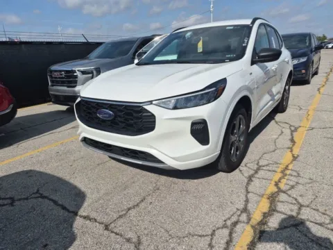 White 2024 Ford Escape ST-Line for sale in Holland, MI