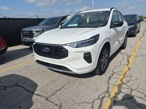 White 2024 Ford Escape ST-Line for sale in Holland, MI