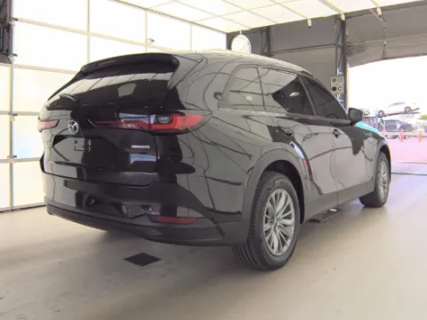 More photos of 2024 Mazda CX-90 3.3 Turbo Preferred Plus at Zeigler Hyundai of Holland, MI