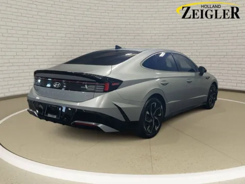More photos of 2024 Hyundai Sonata SEL at Zeigler Hyundai of Holland, MI