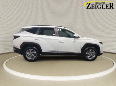 More photos of 2023 Hyundai Tucson SEL at Zeigler Hyundai of Holland, MI