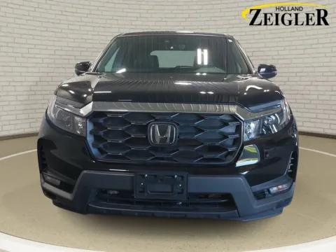 Photos of 2023 Honda Passport EX-L for sale in Holland, MI at Zeigler Hyundai of Holland