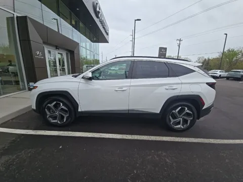 More photos of 2023 Hyundai Tucson SEL at Zeigler Hyundai of Holland, MI