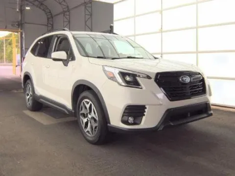 White 2024 Subaru Forester Premium for sale in Holland, MI