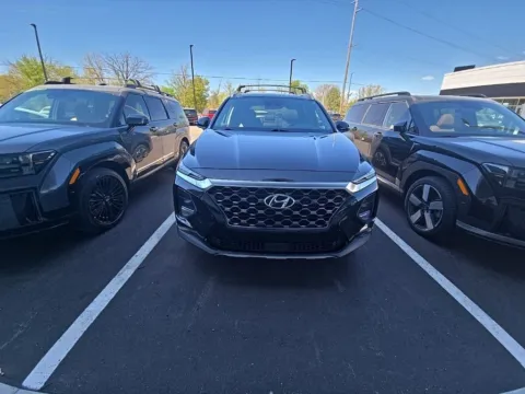 Black 2020 Hyundai Santa Fe SEL for sale in Holland, MI