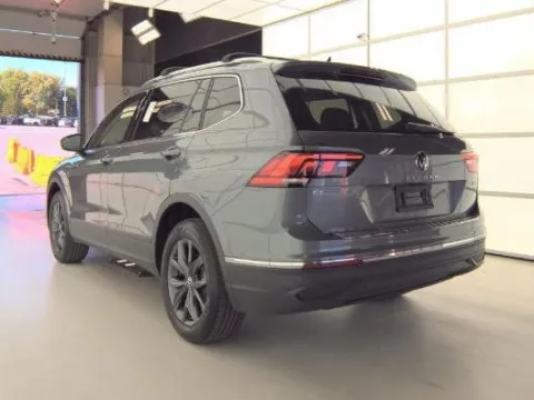 Another view of 2022 Volkswagen Tiguan 2.0T SE for sale in Holland, MI at Zeigler Hyundai of Holland