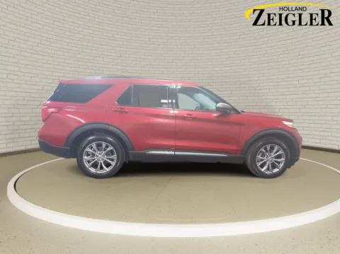 More photos of 2023 Ford Explorer XLT at Zeigler Hyundai of Holland, MI