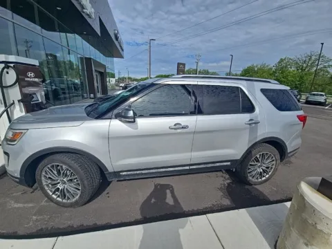 More photos of 2018 Ford Explorer Platinum at Zeigler Hyundai of Holland, MI