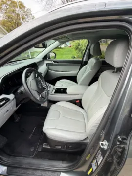 Photos of 2022 Hyundai Palisade SEL for sale in Holland, MI at Zeigler Hyundai of Holland