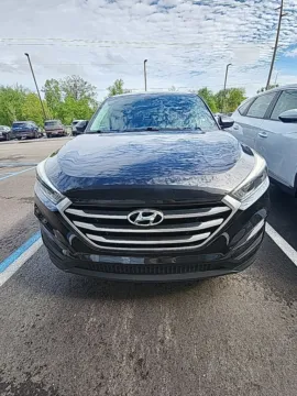 Black 2017 Hyundai Tucson SE for sale in Holland, MI