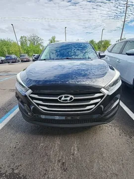 Black 2017 Hyundai Tucson SE for sale in Holland, MI