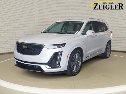 White 2021 Cadillac XT6 Premium Luxury for sale in Holland, MI