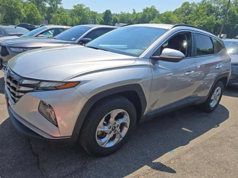 More photos of 2023 Hyundai Tucson SEL at Zeigler Hyundai of Holland, MI
