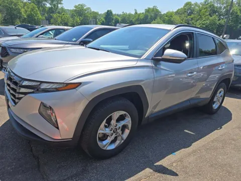 More photos of 2023 Hyundai Tucson SEL at Zeigler Hyundai of Holland, MI
