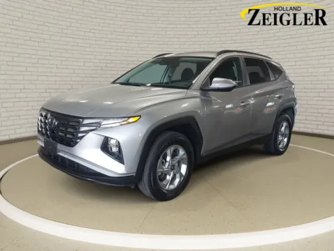Silver 2023 Hyundai Tucson SEL for sale in Holland, MI
