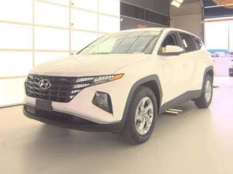 More photos of 2023 Hyundai Tucson SE at Zeigler Hyundai of Holland, MI