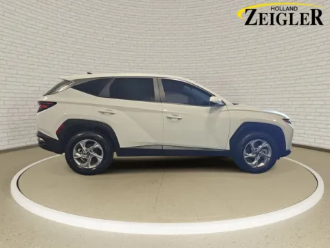 More photos of 2023 Hyundai Tucson SE at Zeigler Hyundai of Holland, MI