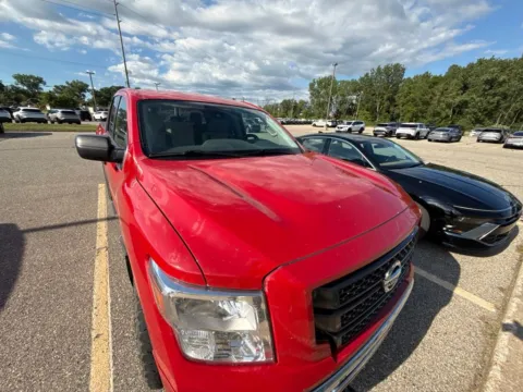 More photos of 2022 Nissan Titan SV at Zeigler Hyundai of Holland, MI