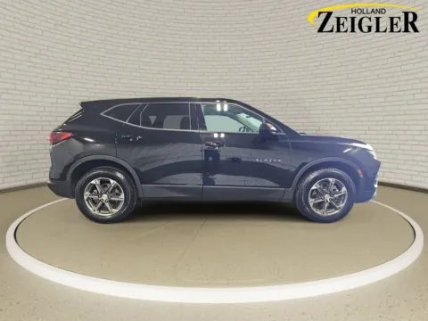 More photos of 2025 Chevrolet Blazer LT at Zeigler Hyundai of Holland, MI