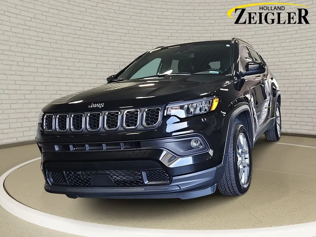 Black 2024 Jeep Compass Latitude Lux for sale in Holland, MI