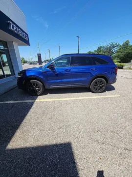 More photos of 2023 Kia Sorento SX at Zeigler Hyundai of Holland, MI