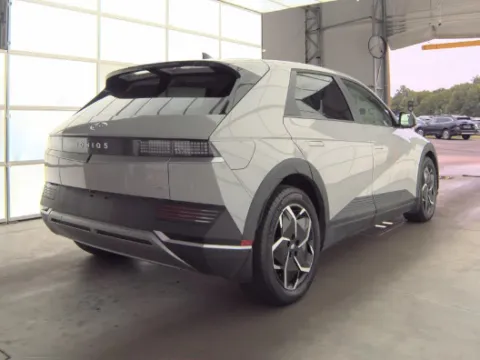 More photos of 2023 Hyundai IONIQ 5 SE at Zeigler Hyundai of Holland, MI