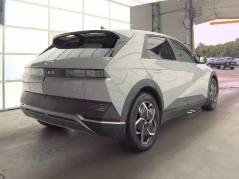 More photos of 2023 Hyundai IONIQ 5 SE at Zeigler Hyundai of Holland, MI