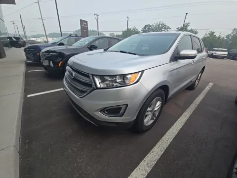 More photos of 2018 Ford Edge SEL at Zeigler Hyundai of Holland, MI