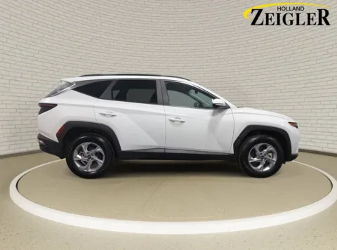 More photos of 2023 Hyundai Tucson SEL at Zeigler Hyundai of Holland, MI