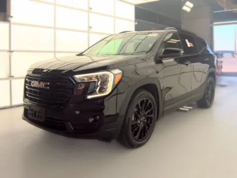 Black 2023 GMC Terrain SLT for sale in Holland, MI